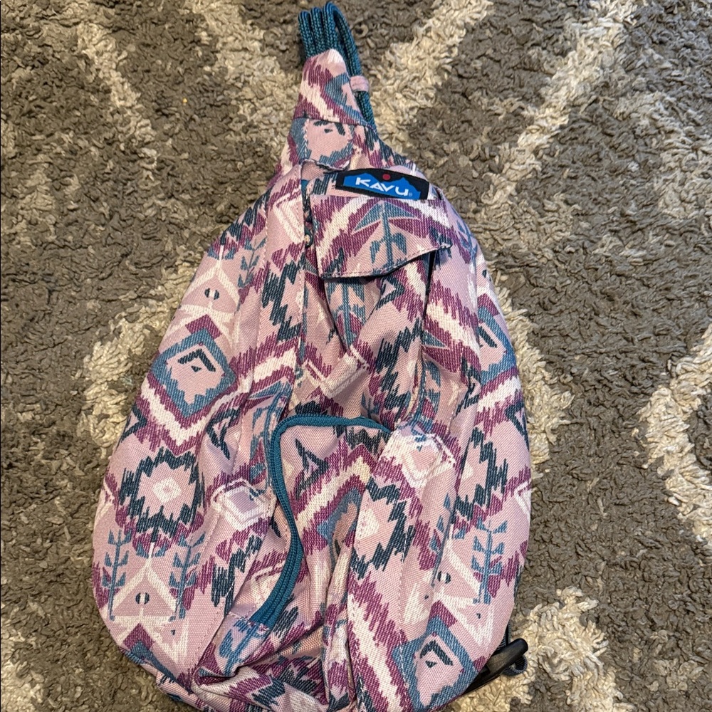 Kavu Geometric Pink and Teal Sling Bag